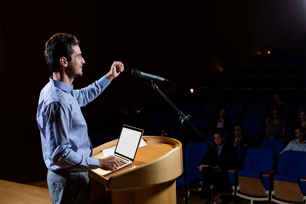 How to Start a Speech Confidently